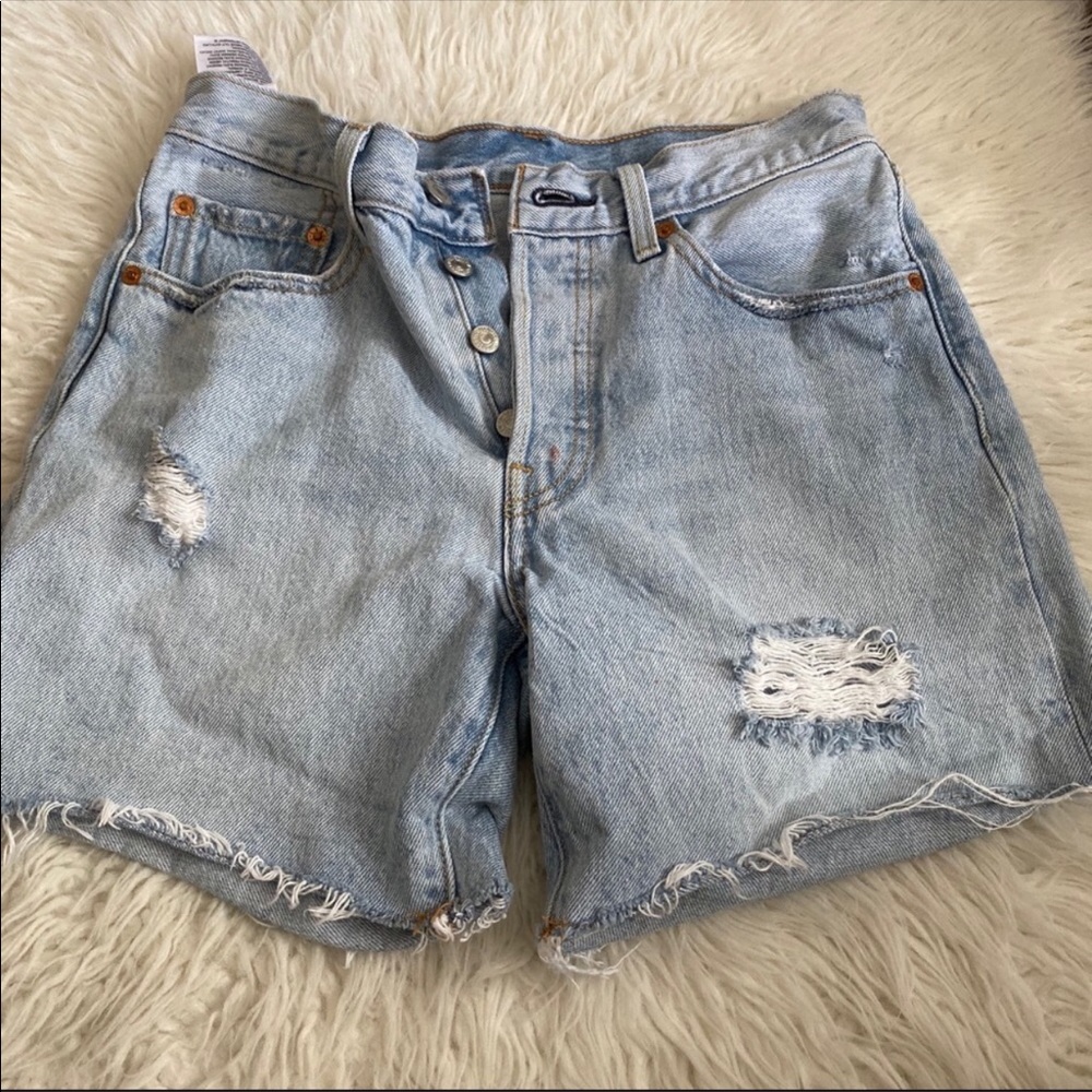 Vintage Levi cut off shorts size 26